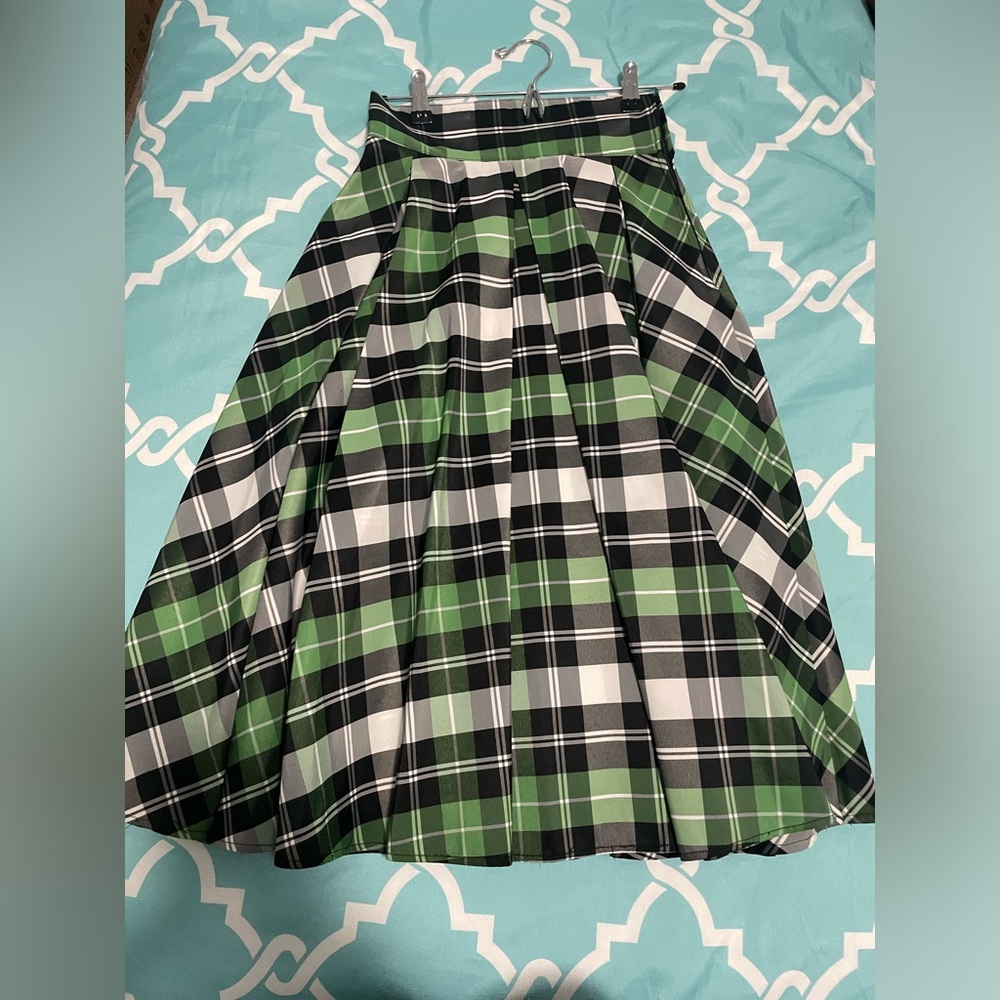 Laura Byrnes Green Plaid Taffeta Skirt